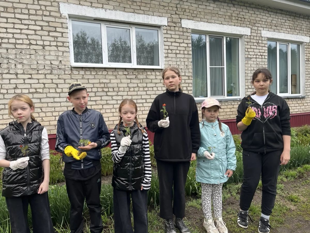 Экологическая акция памяти &laquo;Посади цветок Победы&raquo;